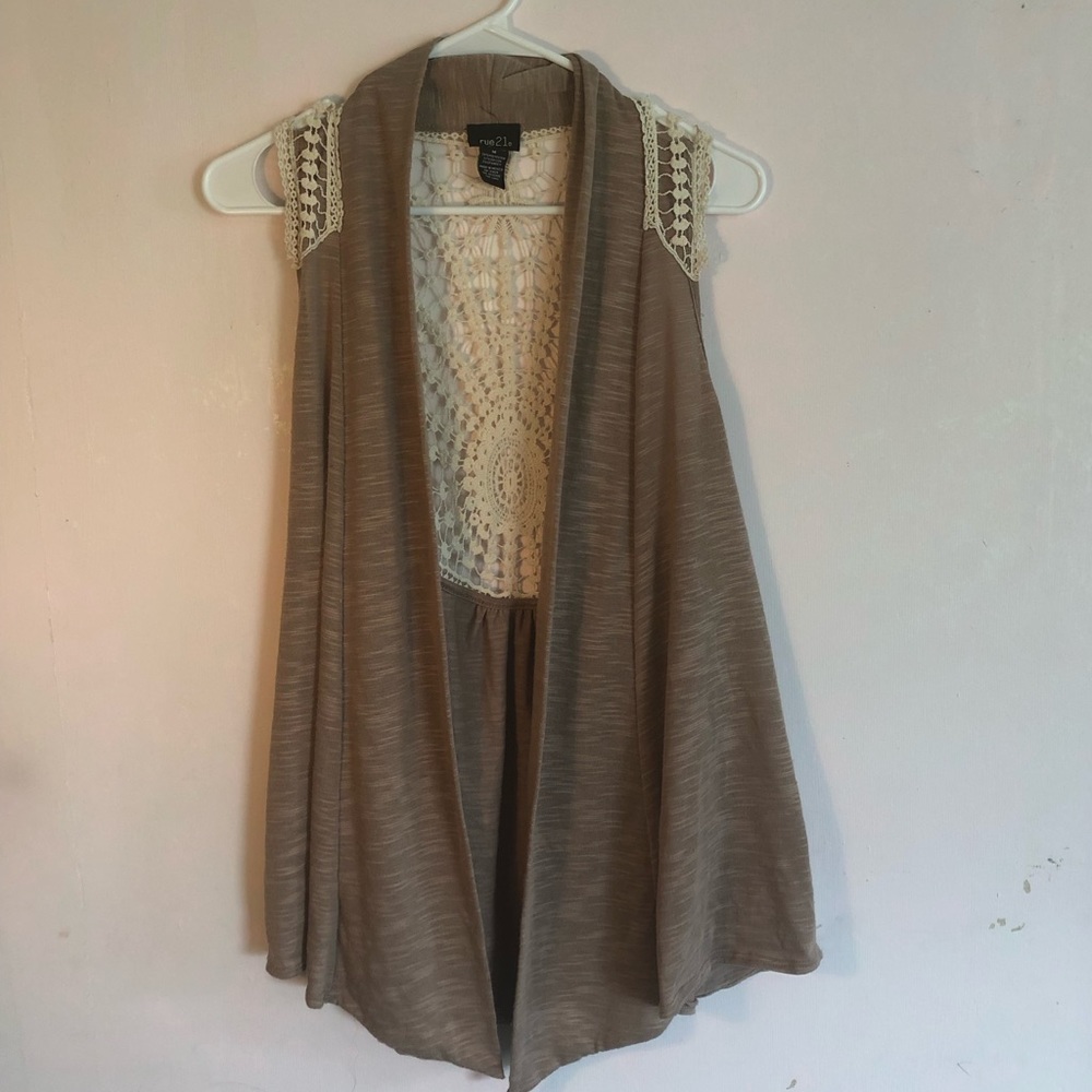 Women’s Rue21 vest